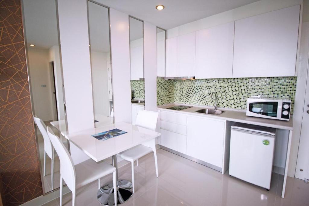 Amazon Residence By Pattaya Sunny Rentals Jomtien Beach Camera foto