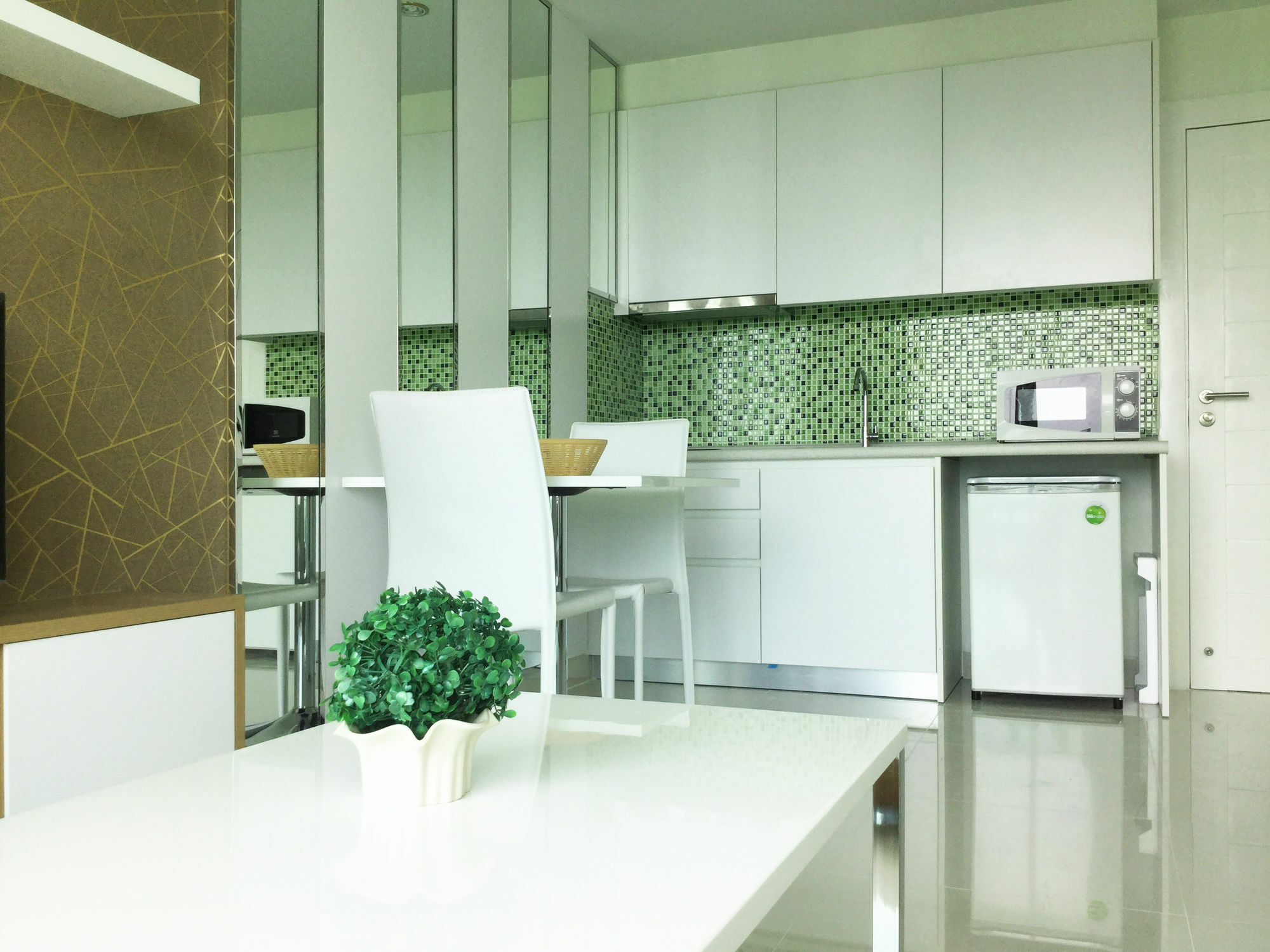 Amazon Residence By Pattaya Sunny Rentals Jomtien Beach Esterno foto